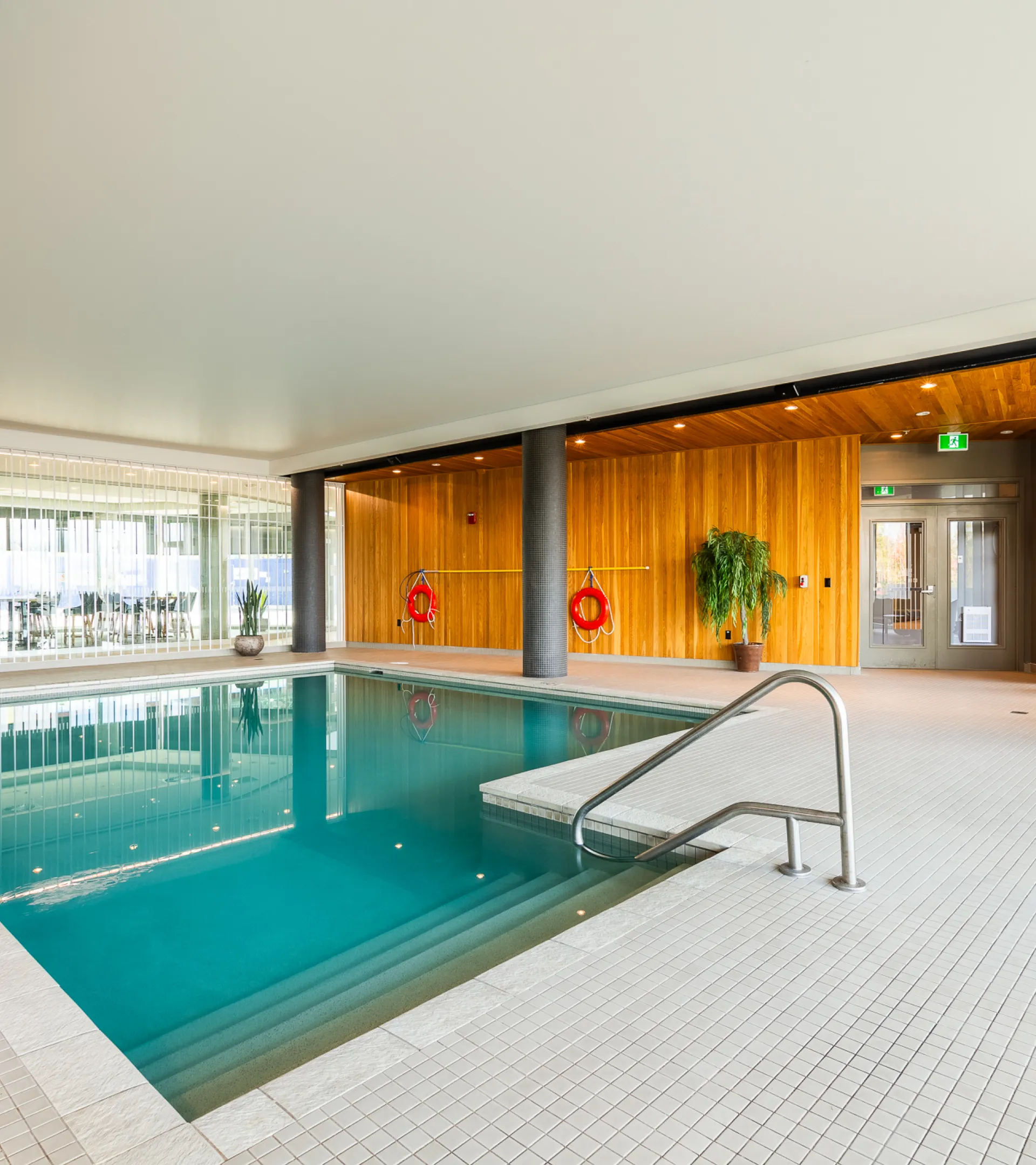 Piscine intérieure